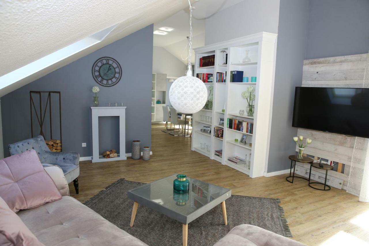 Apartment Mit Designerkueche, Loggia Ludwigsburg Nahe Stuttgart Exteriör bild